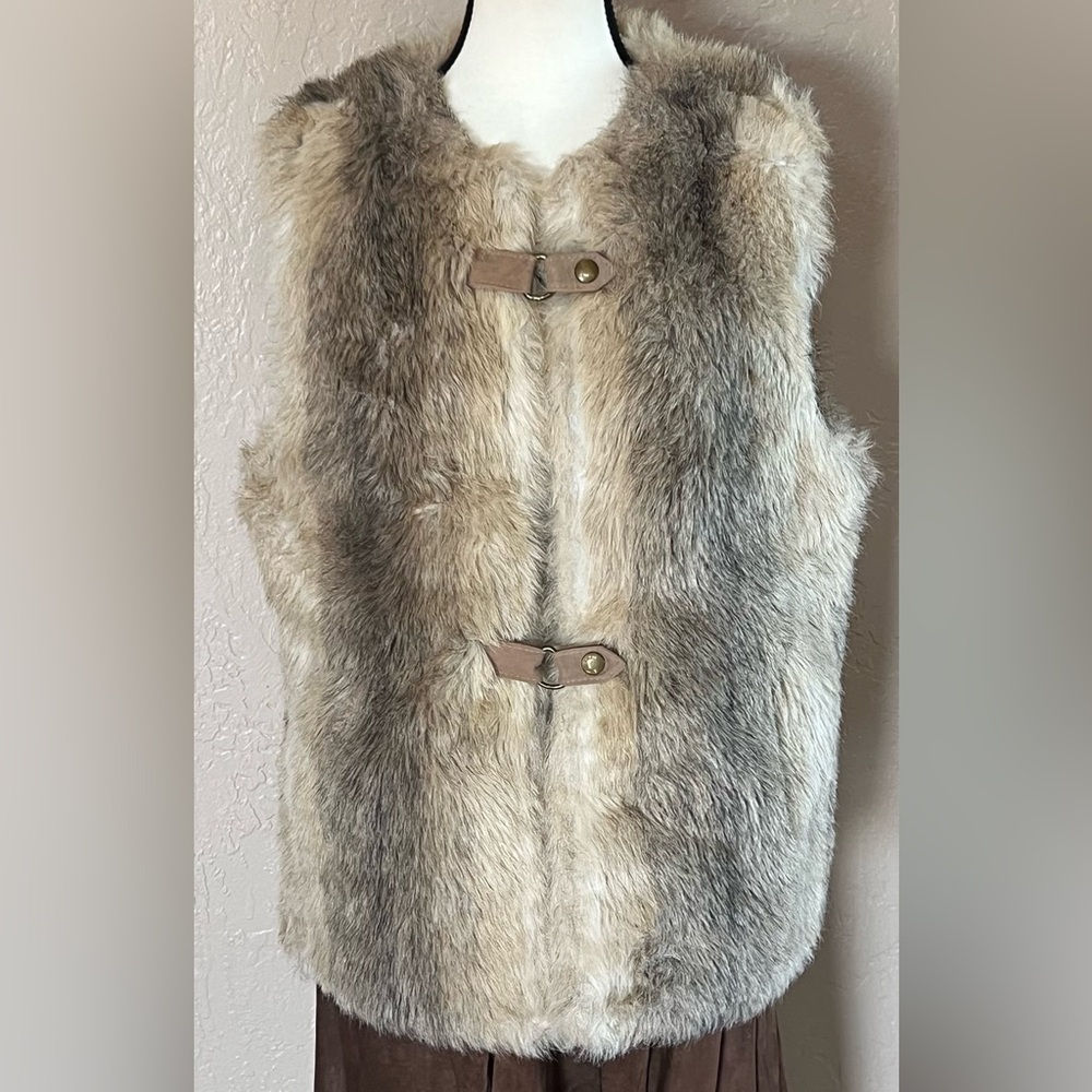 Vintage 1970s Faux Fur Barrel Vest